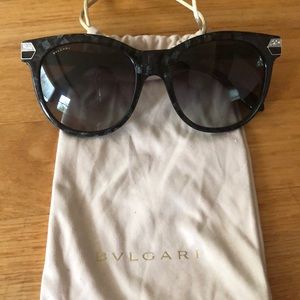 Bulgari Womens Sunglasses 🕶
